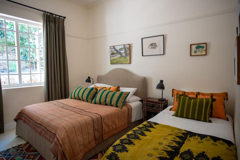 To Let 5 Bedroom Property for Rent in Hobie Beach Western Cape